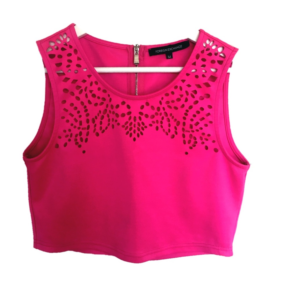 Foreign Exchange • HOT PINK CROP TOP💕
